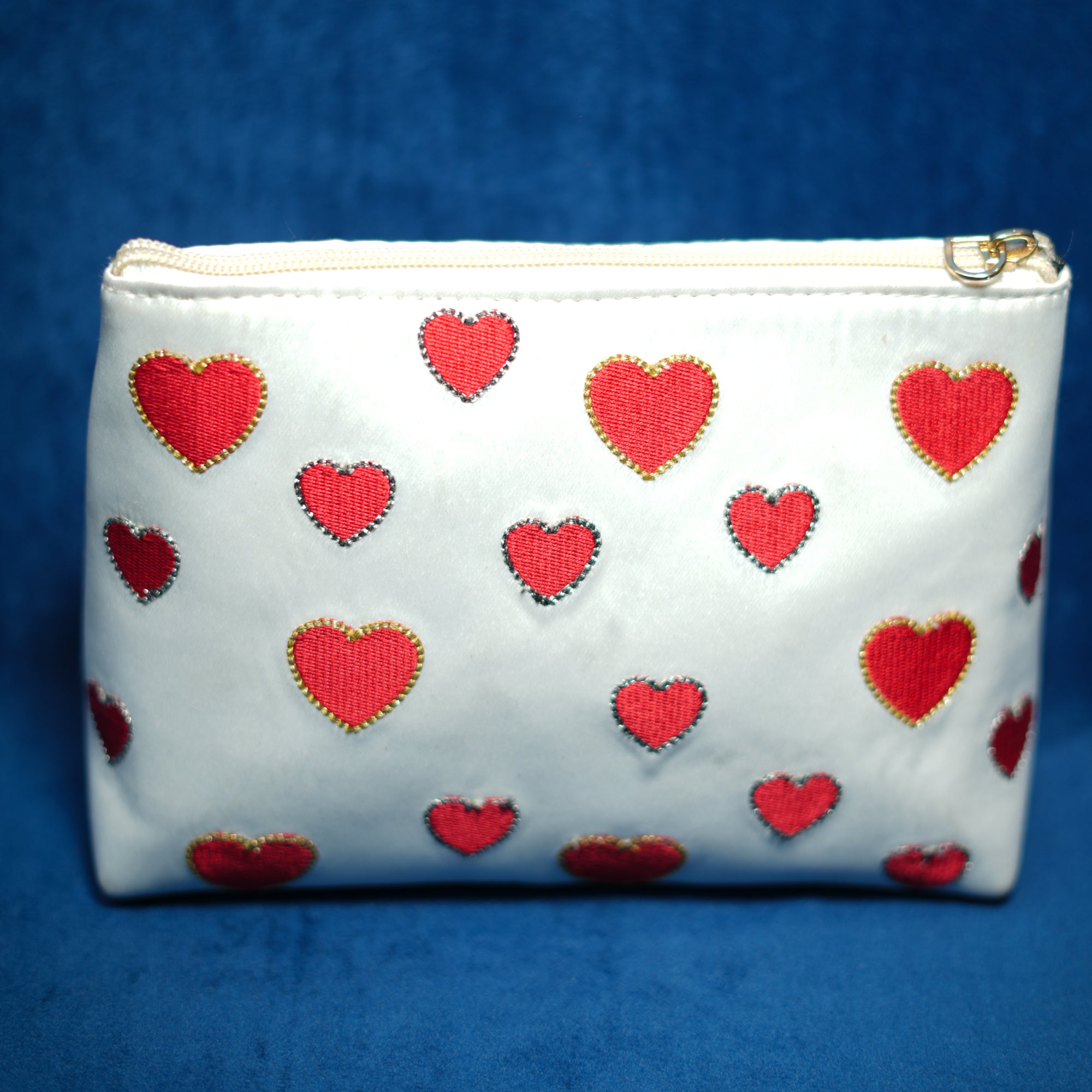 Akshay Heart Pouch