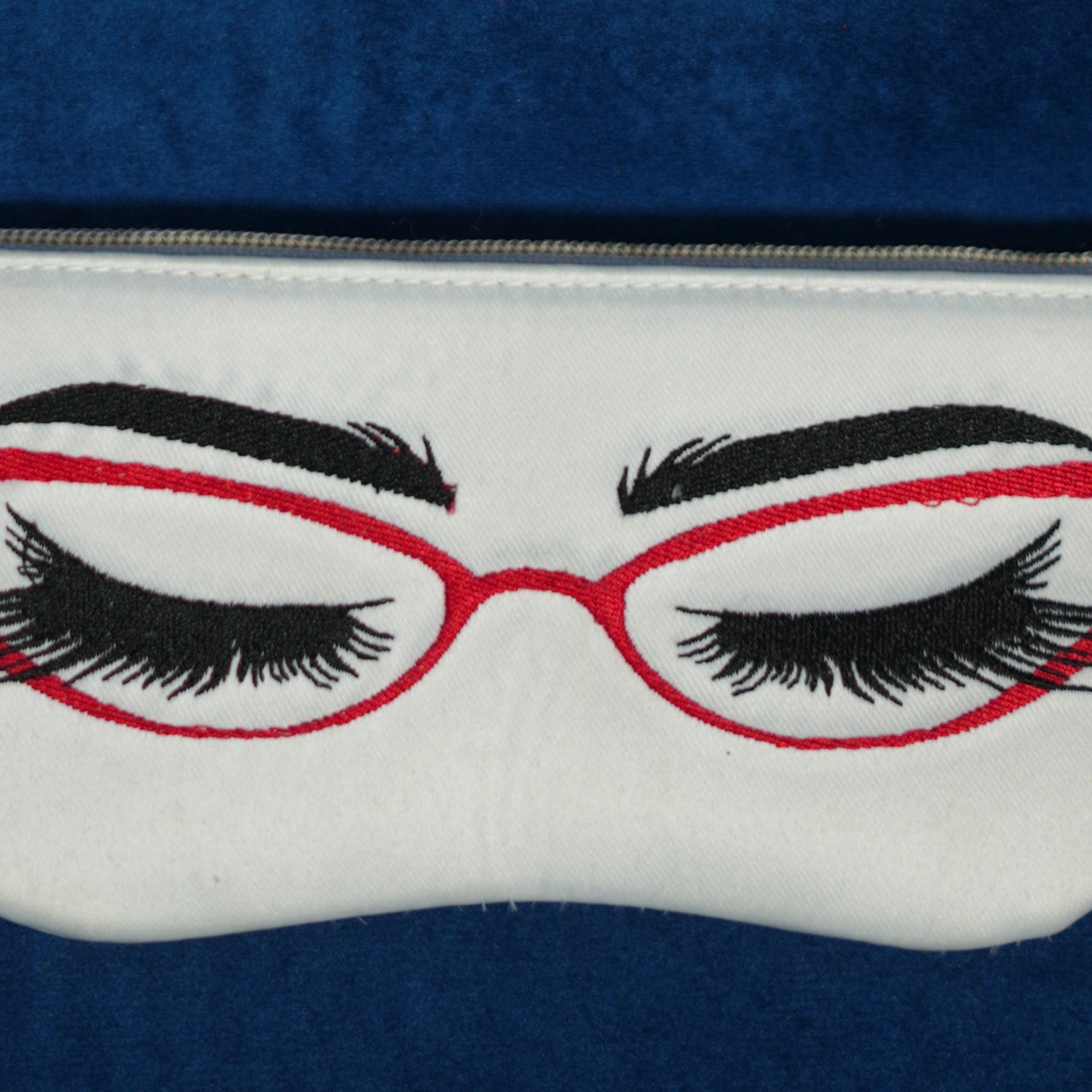 Red Eyelash Glasses Case